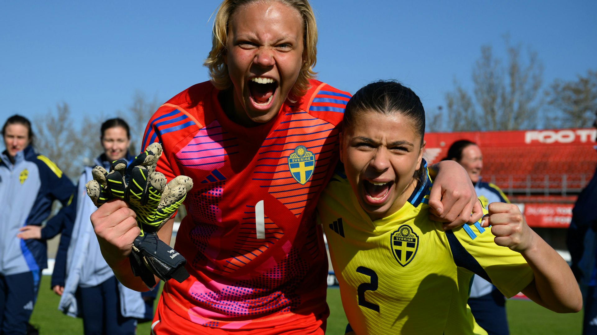 Saga och Mikaela